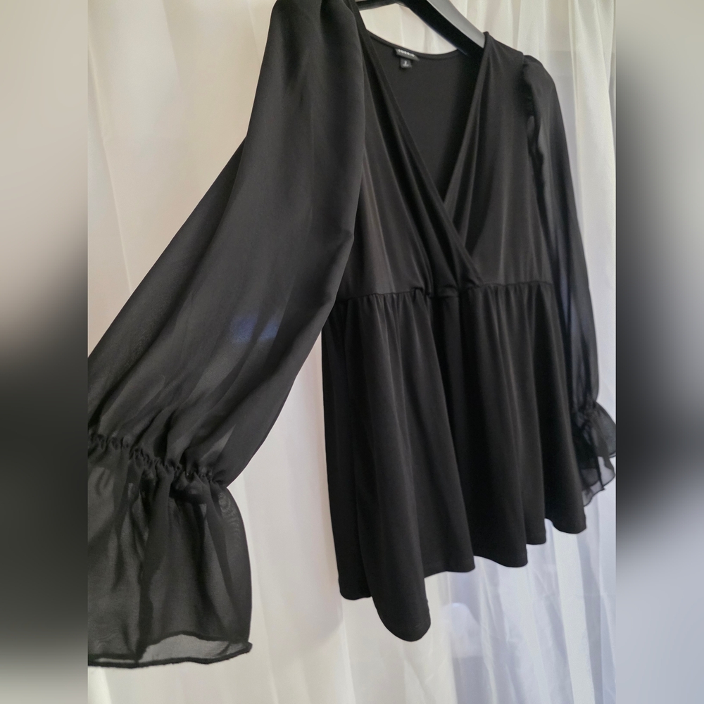 Torrid Black Long Sleeve Top - Picture 2 of 9